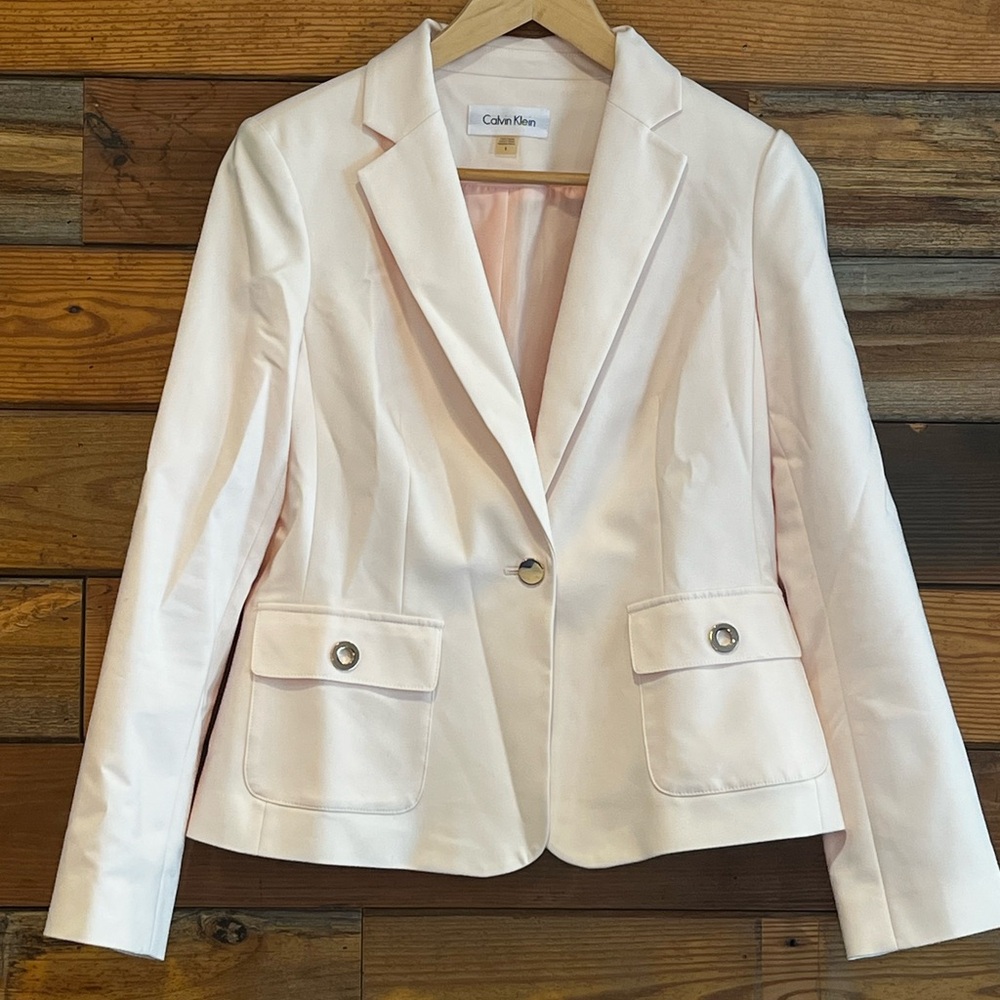 Calvin Klein Women's light pink Blazer